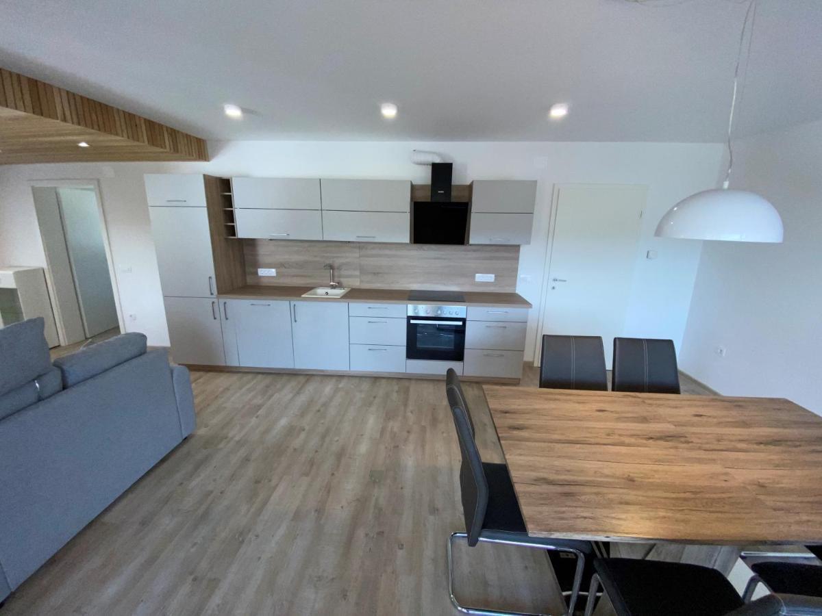 Apartment Aha Radovljica Esterno foto